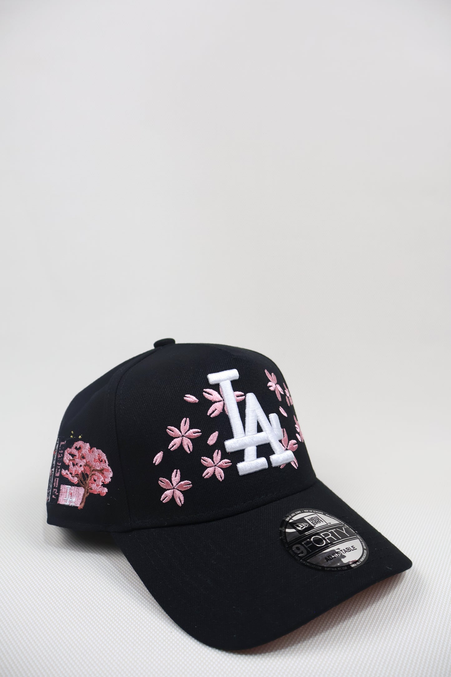 LA SAKURA FLORAL SNAPBACK