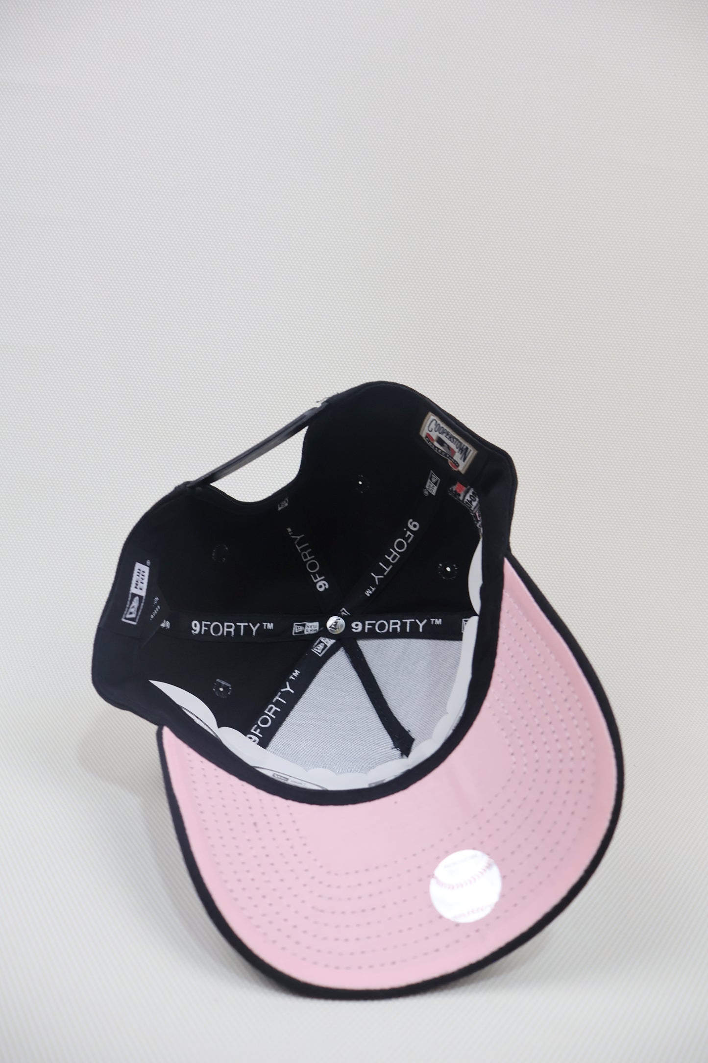 LA SAKURA FLORAL SNAPBACK