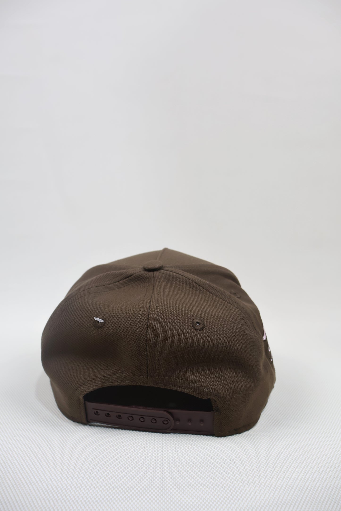 LA BROWN PINK LOGO AFRAME SNAPBACK