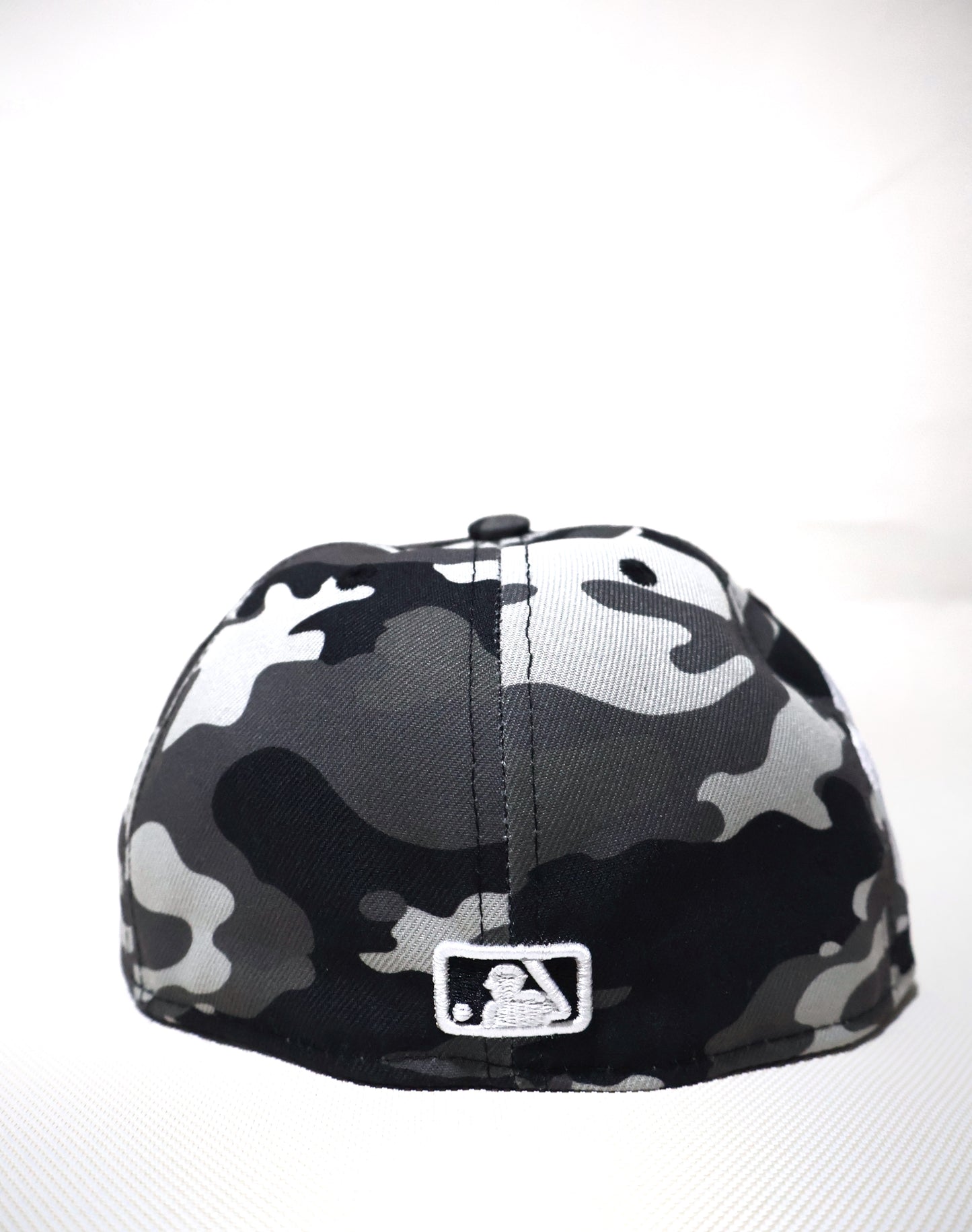 SUPREME BAPE CAMOU FITTED HAT