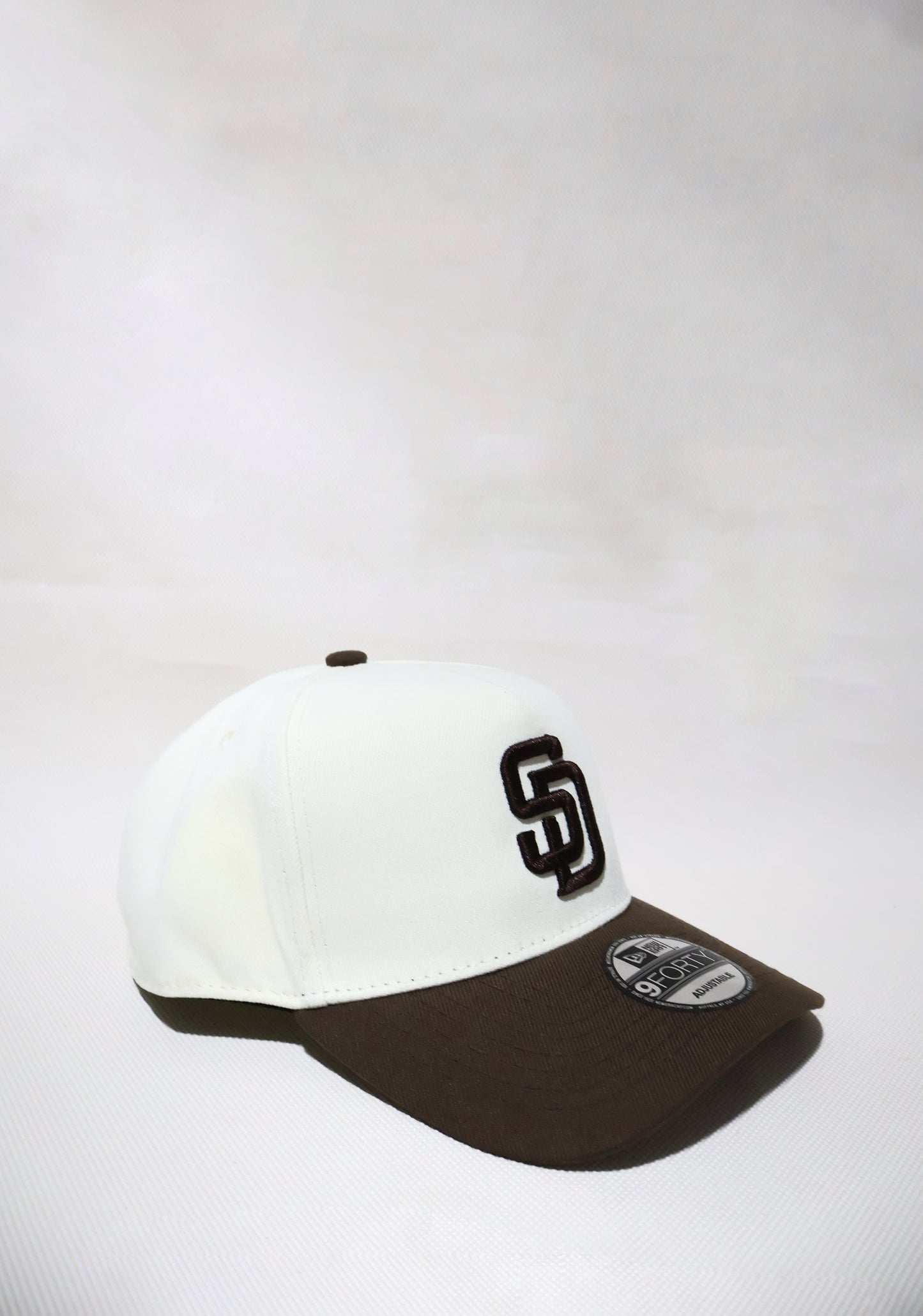 SD TWO TONE CREAM AND BROWN A FRAME