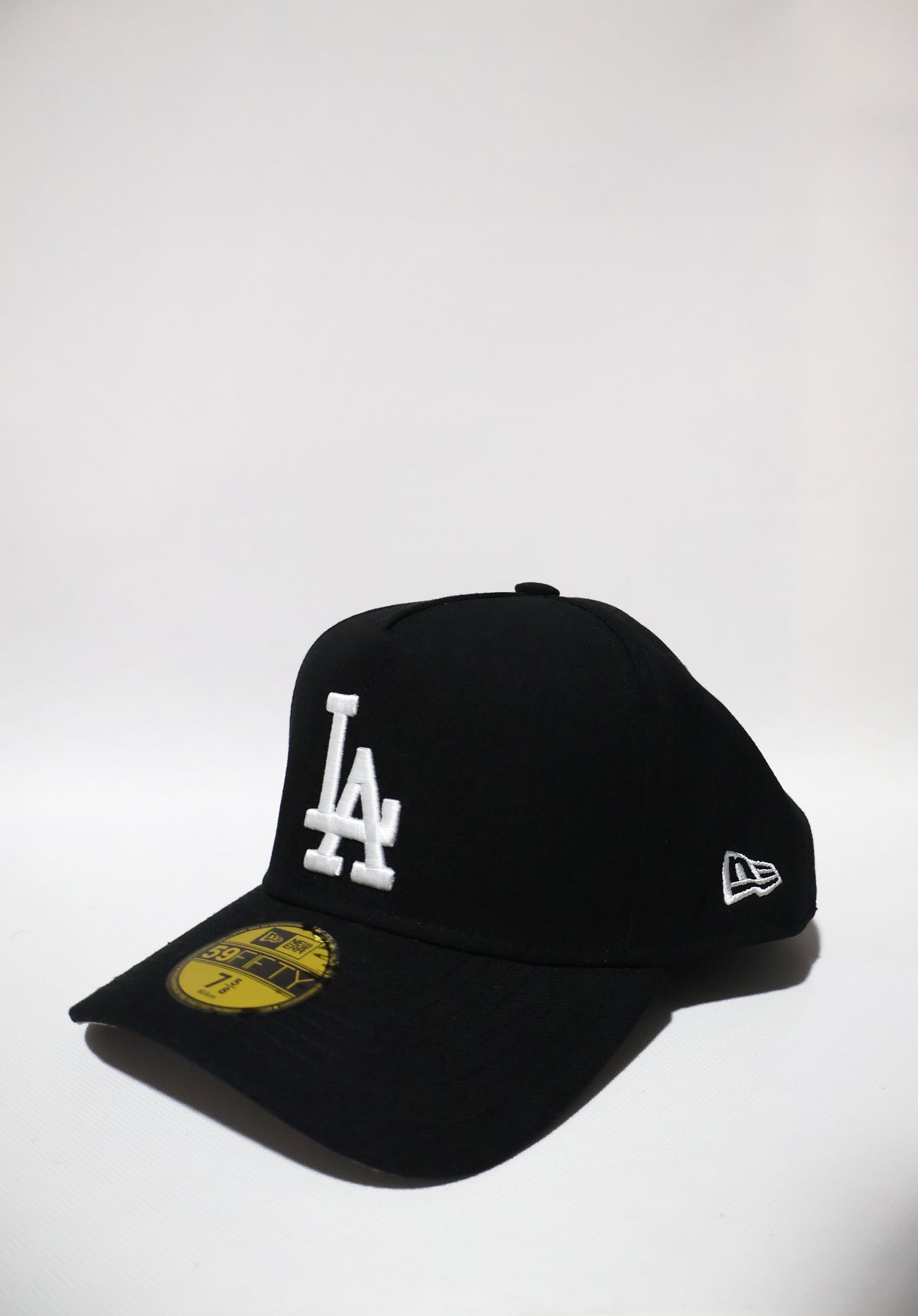 LA A-FRAME FITTED HAT